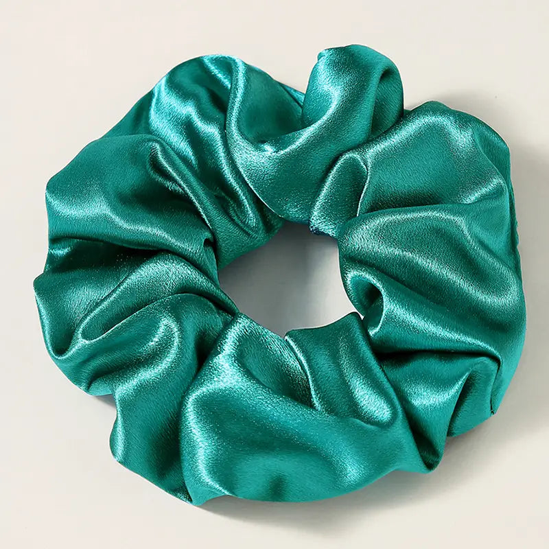 SATIN BONNET AND SCRUNCHIE FOR SLEEPING